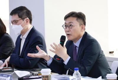 FSC holds talks with fintech startups to promote investment and financial support thumbnail